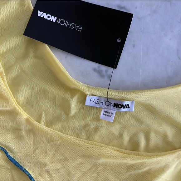 Elegant Yellow Skirt with Blue Trim - Picture 4 of 4